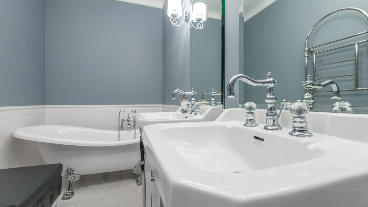 The Role of Bathroom Faucets in Modern Architecture